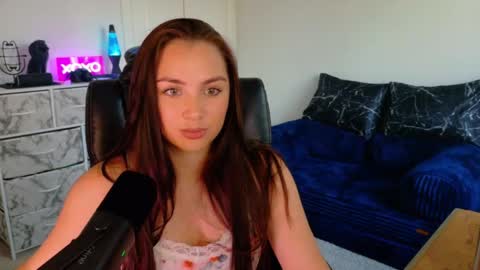 sariaaahh online show from February 2026 07:09:02 PM