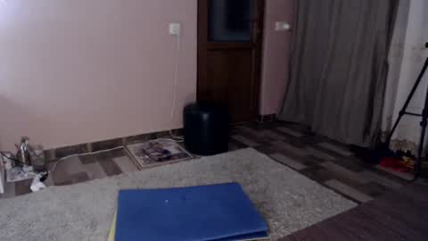   online show from June 2026 08:00:02 PM