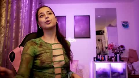 Snapshot of sarissacandy chatting on March 2025 12:27:02 PM Sarissa online show from March 2025 12:27:02 PM