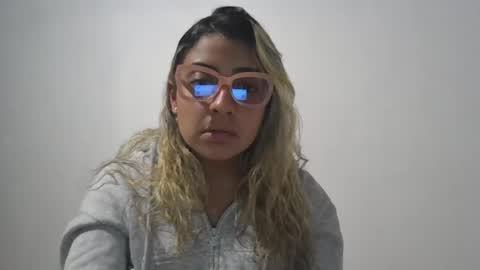 Snapshot of sarissmunera chatting on March 2025 03:06:01 AM sarissmunera online show from March 2025 03:06:01 AM