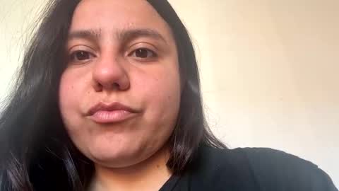 sarita1927 online show from November 2025 10:58:01 AM