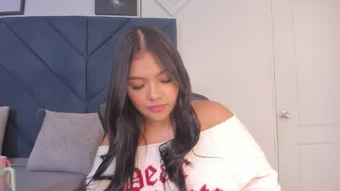 Sara  online show from December 2024 10:12:02 AM