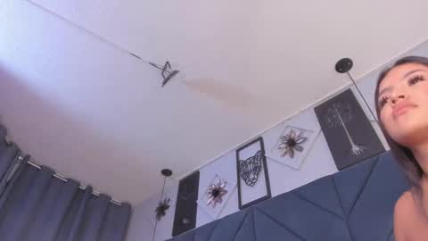 Sara  online show from January 2025 06:22:02 AM