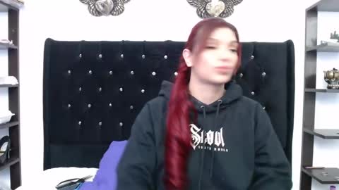 Snapshot of sarita_multisquirt chatting on March 2025 02:08:02 AM Sara online show from March 2025 02:08:02 AM