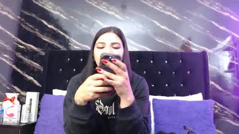 Sara online show from April 2026 12:36:02 AM