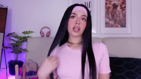 Sara online show from March 2026 09:55:01 PM