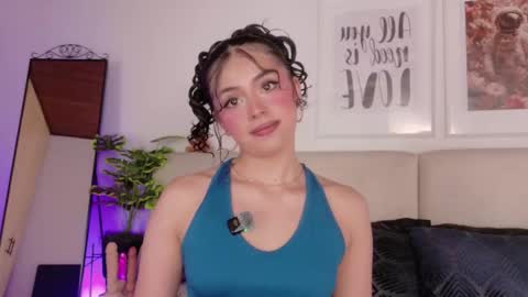 Sara online show from March 2026 09:58:01 PM