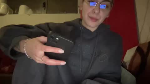 Sarrah online show from January 2025 08:23:02 PM