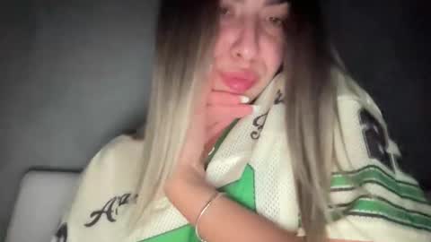 Sarrah online show from September 2025 09:25:02 PM