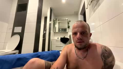 Snapshot of sash335 chatting on September 2025 06:41:02 PM Men37 online show from September 2025 06:41:02 PM