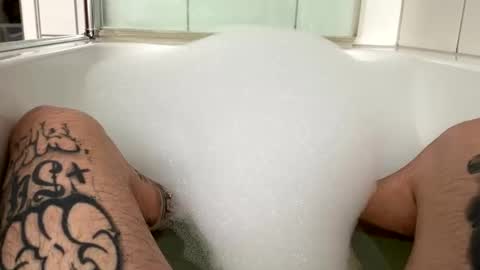 Snapshot of sash335 chatting on November 2025 11:27:01 AM Men37 online show from November 2025 11:27:01 AM