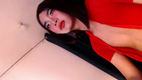 Snapshot of sasha_blade chatting on January 2025 04:43:02 PM Sasha online show from January 2025 04:43:02 PM