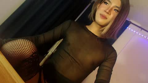Snapshot of sasha_blade chatting on February 2025 07:50:01 AM Sasha online show from February 2025 07:50:01 AM