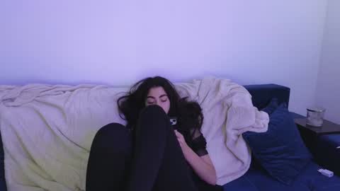 Snapshot of sasha_bloom7 chatting on December 2024 11:14:01 PM Sasha online show from December 2024 11:14:01 PM