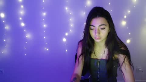 Snapshot of sasha_bloom7 chatting on January 2025 12:45:01 AM Sasha online show from January 2025 12:45:01 AM