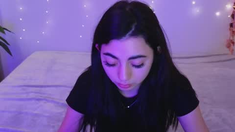 Snapshot of sasha_bloom7 chatting on February 2025 04:53:01 PM Sasha online show from February 2025 04:53:01 PM