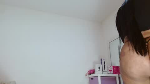 Sasha Creamy online show from March 2026 04:01:02 AM