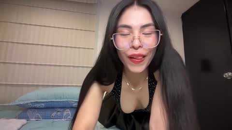 sasha_jonne online show from November 2025 02:45:01 AM