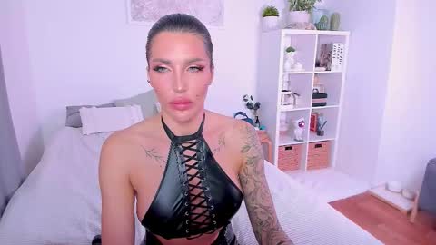 Sasha Miro online show from March 2026 01:44:02 AM