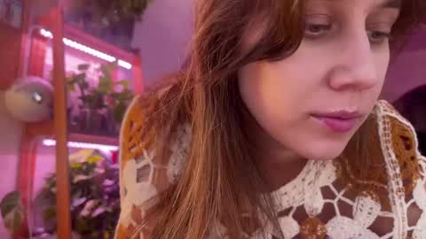 Snapshot of sasha_moormeoow chatting on February 2025 06:20:01 AM Alexandra Sasha in short online show from February 2025 06:20:01 AM