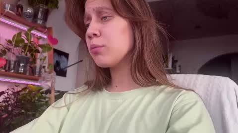 Snapshot of sasha_moormeoow chatting on February 2025 09:59:02 AM Alexandra Sasha in short online show from February 2025 09:59:02 AM