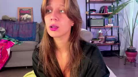 Snapshot of sasha_moormeoow chatting on September 2025 06:35:02 AM Alexandra Sasha in short online show from September 2025 06:35:02 AM