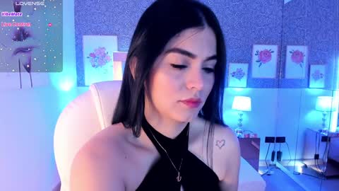 Snapshot of sasha_sims chatting on December 2024 11:24:02 AM Camila online show from December 2024 11:24:02 AM