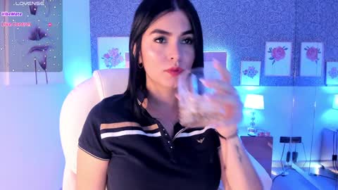 Snapshot of sasha_sims chatting on December 2024 03:54:02 PM Camila online show from December 2024 03:54:02 PM