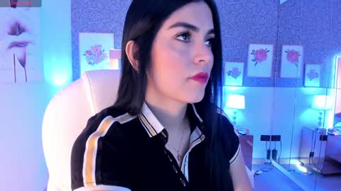 Snapshot of sasha_sims chatting on December 2024 11:38:02 AM Camila online show from December 2024 11:38:02 AM