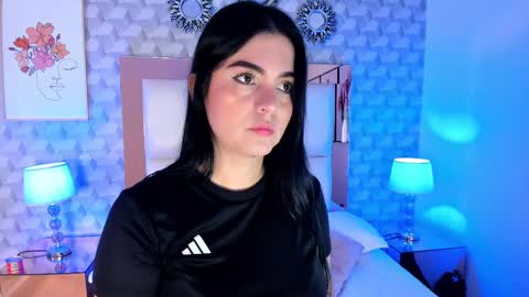 Camila  online show from October 2025 11:20:02 AM