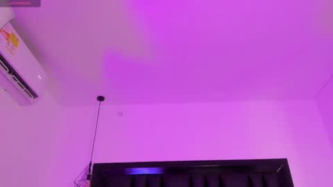 Snapshot of sasha_yaklove666 chatting on February 2025 01:47:01 AM Sasha online show from February 2025 01:47:01 AM