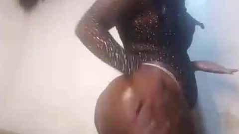 Snapshot of sashabigbooty chatting on September 2025 09:52:02 PM sashabigbooty online show from September 2025 09:52:02 PM