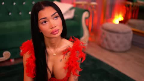 Snapshot of sashaferrera chatting on March 2025 06:54:01 PM Dennise online show from March 2025 06:54:01 PM