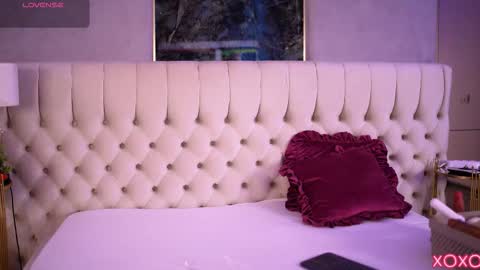 Snapshot of sashaferrera chatting on October 2025 06:46:02 PM Dennise online show from October 2025 06:46:02 PM