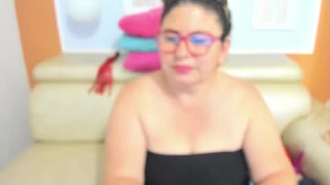 Snapshot of sashagreys1 chatting on February 2025 04:04:01 PM Sasha Greys online show from February 2025 04:04:01 PM