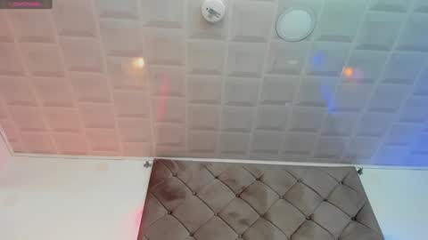 selene  online show from December 2024 11:07:01 PM