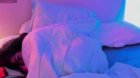 selene  online show from December 2024 11:40:02 AM