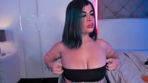 selene  online show from February 2025 08:57:01 PM