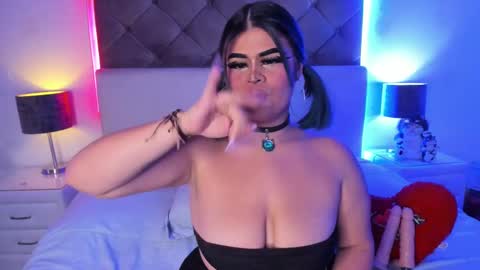 selene  online show from February 2025 11:32:02 PM