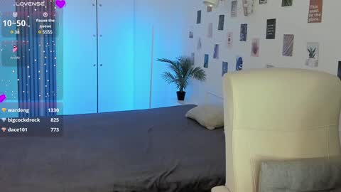 Snapshot of sashasunlight chatting on January 2025 01:32:01 PM Sasha online show from January 2025 01:32:01 PM