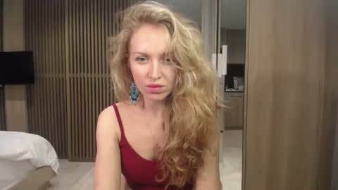 Snapshot of sashasweetsasha chatting on October 2025 08:03:02 PM Sasha online show from October 2025 08:03:02 PM