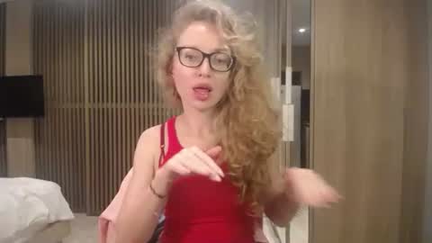 Snapshot of sashasweetsasha chatting on October 2025 11:22:01 AM Sasha online show from October 2025 11:22:01 AM