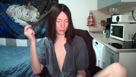 Sasha online show from October 2025 10:47:02 AM