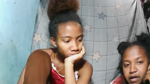 sasivia08 online show from May 2026 06:04:02 PM