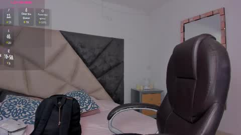 saskiagrendel online show from June 2026 12:04:01 AM