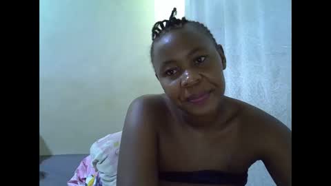 Snapshot of sassy_bella chatting on February 2026 08:33:02 AM sassy_bella online show from February 2026 08:33:02 AM