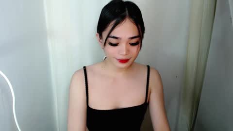 Snapshot of sassy_keath chatting on March 2026 05:19:01 PM Keath online show from March 2026 05:19:01 PM