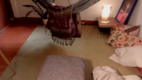 Ms. Oh   online show from January 2025 09:47:02 PM