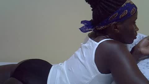 sassybabe20 online show from October 2025 06:48:01 PM