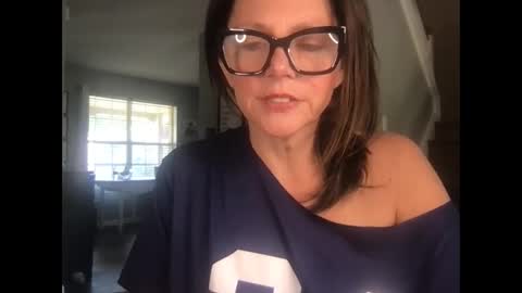 sassynsweetmilf online show from May 2026 12:33:02 PM